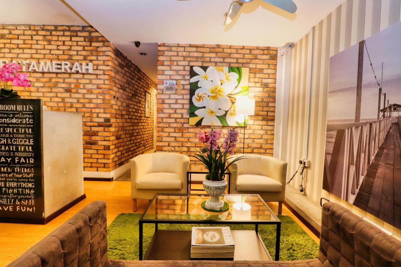 Bata Merah Boutique Hotel Бантінґ Екстер'єр фото