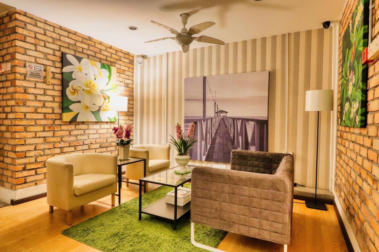 Bata Merah Boutique Hotel Бантінґ Екстер'єр фото