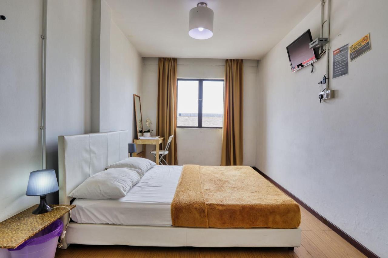Bata Merah Boutique Hotel Бантінґ Екстер'єр фото