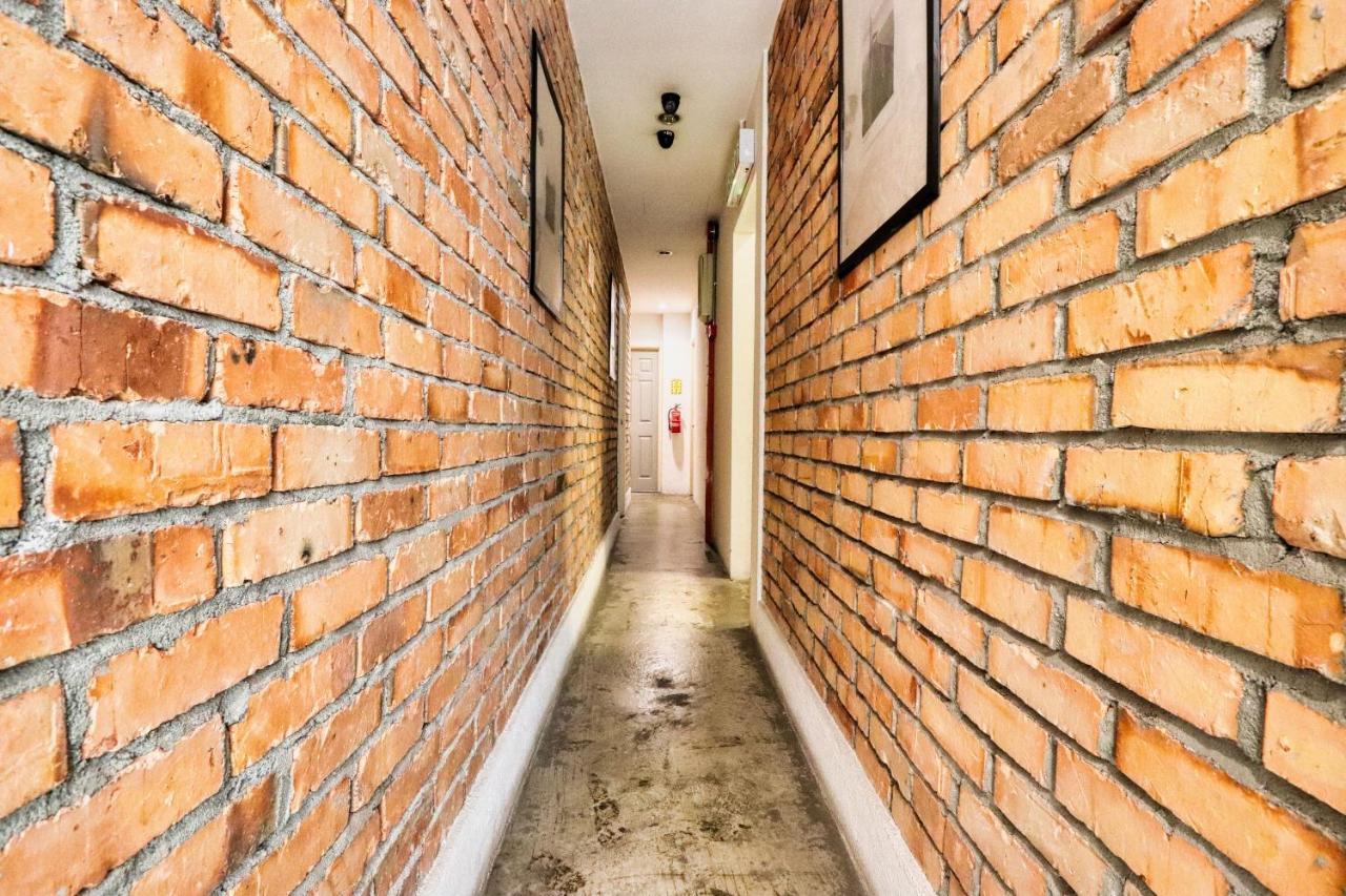 Bata Merah Boutique Hotel Бантінґ Екстер'єр фото